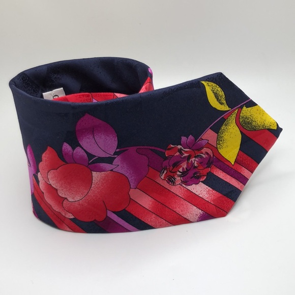 Giorgio Redaelli Gorgeous Colorful Floral Design Silk Tie. Made in Italy - Picture 8 of 9